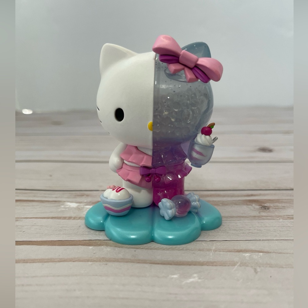 Mighty Jaxx Kandy x Sanrio Sea Breeze Blind Box - Hello Kitty Cherry Parfait
